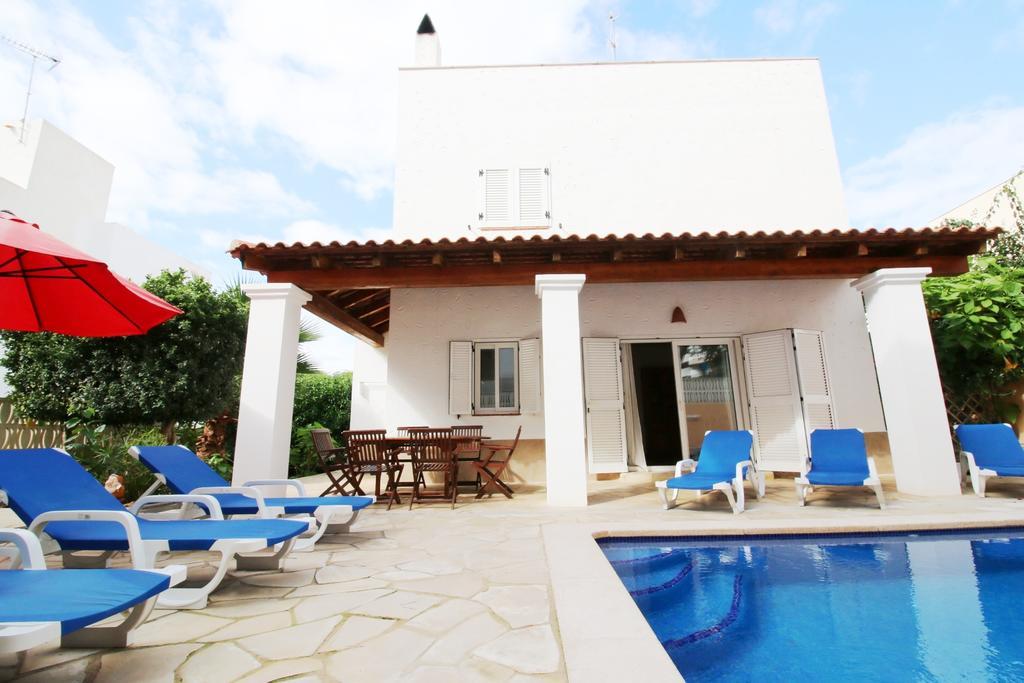 Villa Sofia San Antonio  Exteriör bild